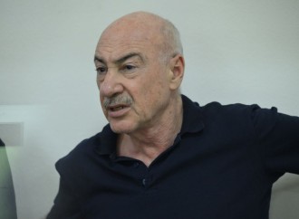 Ermənistan silahlı qüvvələrinin hücumları nəticəsində yaralanmış, mülklərini itirmiş, əsirlikdə və girovluqda olmuş zərərçəkmiş şəxslər məhkəmədə ifadə veriblər