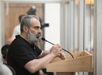 Ermənistan silahlı qüvvələrinin hücumları nəticəsində yaralanmış, əsirlikdə və girovluqda işgəncələrə məruz qalmış, mina qurbanı olmuş şəxslər məhkəmədə ifadə veriblər