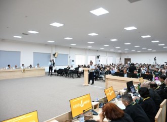 Ermənistan silahlı qüvvələrinin hücumları nəticəsində yaralanmış, əsirlikdə və girovluqda işgəncələrə məruz qalmış, mina qurbanı olmuş şəxslər məhkəmədə ifadə veriblər