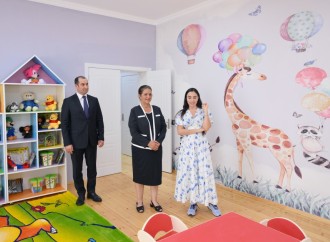 Heydər Əliyev Fondunun vitse-prezidenti Leyla Əliyeva Şamaxıda inşa olunan körpələr evi-uşaq bağçalarının açılışında iştirak edib