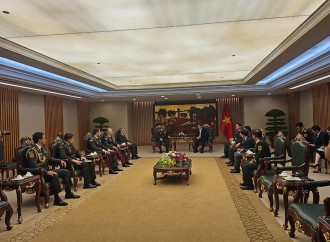 Azərbaycan müdafiə naziri Vyetnamın baş naziri və hərbi rəhbərliyi ilə görüşüb