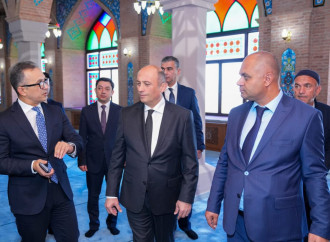 Dövlət Komitəsinin sədri Ordubadda məscidləri ziyarət edib