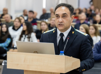 Məhkəmədə Arayik Harutyunla, Levon Mnatsakanyanla, Bako Sahakyanla, David Manukyanla və Arkadi Qukasyanla bağlı sübutlar elan olunub