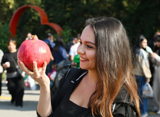 Göyçayda ənənəvi "Nar Festivalı" keçirildi