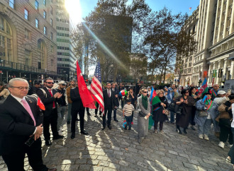 Nyu Yorkun məşhur parkında Azərbaycanın Dövlət Bayrağı ucaldılıb (FOTO)