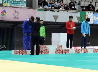 Azərbaycanın idman tarixində ilk deflimpiya medalı