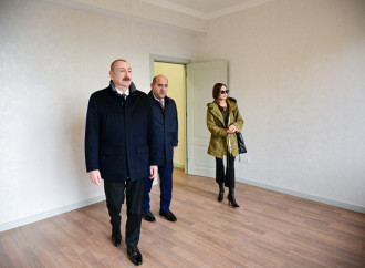 Prezident İlham Əliyev və Birinci xanım Mehriban Əliyeva Ağdamda 2-ci yaşayış kompleksinin açılışında iştirak edib və sakinlərlə görüşüblər