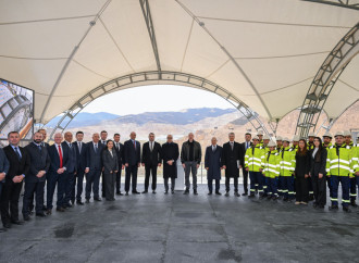 Prezident İlham Əliyev Ağdərənin Canyataq kəndində “Dəmirli” Filiz Emalı Kompleksinin fəaliyyəti ilə tanış olub