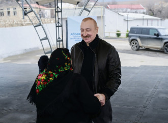 Prezident İlham Əliyev Ağdərənin Aşağı Oratağ kəndində Aşağı Oratağ, Çıldıran, Heyvalı və Çapar kəndlərinin sakinləri ilə görüşüb