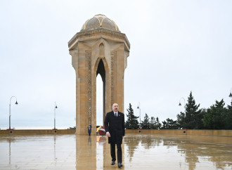 Prezident İlham Əliyev 20 Yanvar şəhidlərinin xatirəsini yad edib