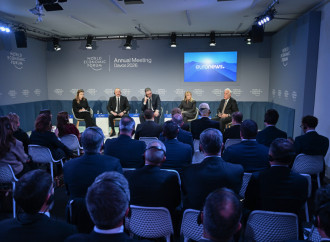 Prezident İlham Əliyev Davosda “Avrasiyanın iqtisadi özünəməxsusluğunun müəyyənləşdirilməsi” mövzusunda panel iclasında iştirak edir