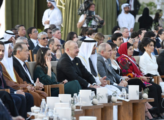 Prezident İlham Əliyevə Əbu-Dabidə “Zayed İnsan Qardaşlığı Mükafatı” təqdim olunub