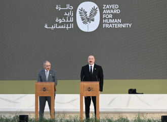 Prezident İlham Əliyevə Əbu-Dabidə “Zayed İnsan Qardaşlığı Mükafatı” təqdim olunub