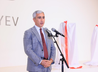 Heydər Əliyev Mərkəzində “Vəhşi təbiətin super qəhrəmanları” sərgisi açılıb
