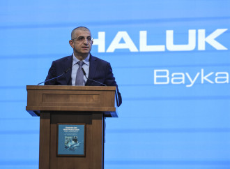 Özdemir Bayraktarın həyat yolu sənədli filmə çevrildi