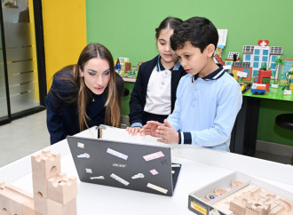 Heydər Əliyev Fondunun vitse-prezidenti Leyla Əliyeva və Alena Əliyeva Gəncədə STEAM mərkəzində və 37 nömrəli tam orta məktəbdə olublar
