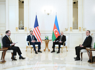 Prezident İlham Əliyevin Amerika Birləşmiş Ştatlarının Vitse-prezidenti Ceyms Devid Vens ilə məhdud tərkibdə görüşü olub