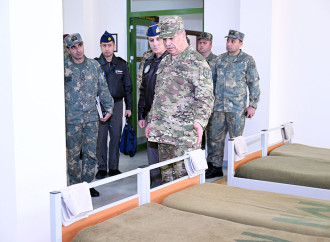 Zakir Həsənov HHQ-nin bölmələrində oldu