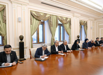 Prezident İlham Əliyev İranın yol və şəhərsalma nazirinin başçılıq etdiyi nümayəndə heyətini qəbul edib