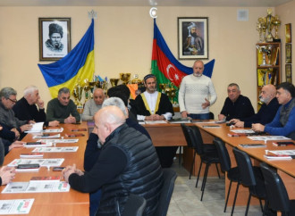 Dneprdə yaşayan azərbaycanlılar Xocalı qurbanlarını anıblar