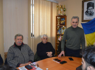 Dneprdə yaşayan azərbaycanlılar Xocalı qurbanlarını anıblar