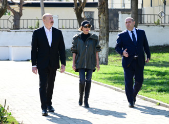 Prezident İlham Əliyev və Birinci xanım Mehriban Əliyeva Xocavənd şəhər və Xocavənd kənd sakinləri ilə görüşüblər