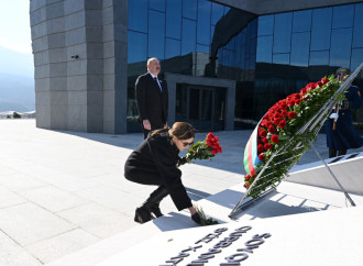 Prezident İlham Əliyev və Birinci xanım Mehriban Əliyeva Xocalı Soyqırımı Memorialının açılışında iştirak ediblər