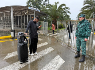 Astara sərhədində təxliyə davam edir - Fransa, Tacikistan və Çin vətəndaşları ölkəyə daxil olub