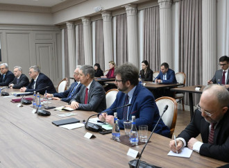“Şimal-Cənub” Beynəlxalq Nəqliyyat Dəhlizinin inkişafı müzakirə edilib