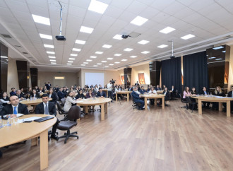Elm və təhsil naziri yeni direktorlarla məktəb idarəetməsini müzakirə etdi