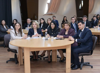Elm və təhsil naziri yeni direktorlarla məktəb idarəetməsini müzakirə etdi