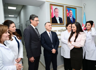 Leyla Əliyeva Bakı Şəhər Narkoloji Mərkəzini ziyarət edib