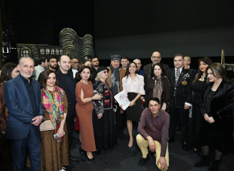 Leyla Əliyeva Heydər Əliyev Sarayında “Yalnız mədəniyyət” adlı musiqili tamaşada iştirak edib