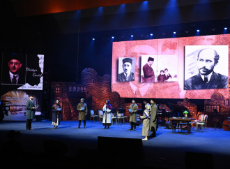 Leyla Əliyeva Heydər Əliyev Sarayında “Yalnız mədəniyyət” adlı musiqili tamaşada iştirak edib