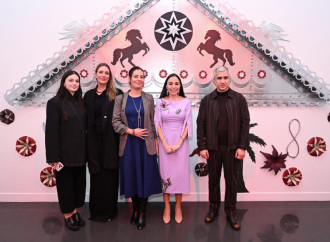 Leyla Əliyeva "Mənzərəyə açılan ev" mövzusunda qrup sərgisində iştirak edib