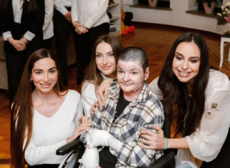 Leyla Əliyeva, Arzu Əliyeva və Alena Əliyeva “Yaşama Dəstək” Mərkəzində olublar