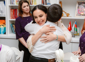 Leyla Əliyeva, Arzu Əliyeva və Alena Əliyeva “Yaşama Dəstək” Mərkəzində olublar