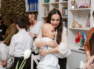 Leyla Əliyeva, Arzu Əliyeva və Alena Əliyeva “Yaşama Dəstək” Mərkəzində olublar