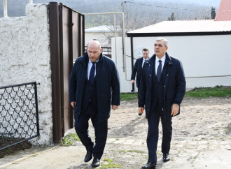 Əlaqələndirmə Qərargahının üzvləri Xocavəndin Quzeyxırman kəndində aparılan təmir-bərpa işləri ilə tanış olublar