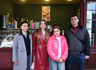 Alena Əliyeva Novruz yarmarkasını ziyarət edib