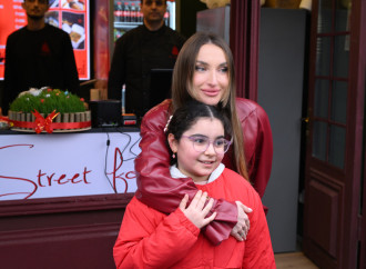 Alena Əliyeva Novruz yarmarkasını ziyarət edib
