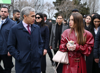 Alena Əliyeva Novruz yarmarkasını ziyarət edib