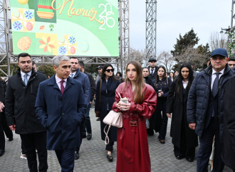 Alena Əliyeva Novruz yarmarkasını ziyarət edib