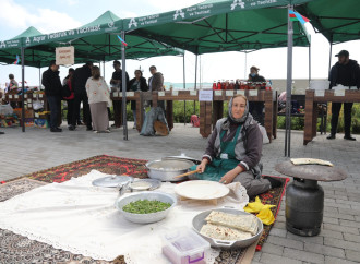 Cəbrayılın Horovlu kəndində möhtəşəm Novruz festivalı: Kənd bazarı açıldı