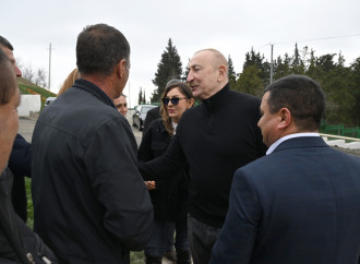 Prezident İlham Əliyev və Birinci xanım Mehriban Əliyeva Xanooba kənd sakinləri ilə səmimi söhbət etdi