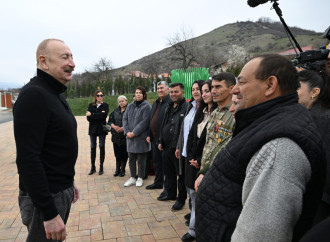 Prezident İlham Əliyev və Birinci xanım Mehriban Əliyeva Xanooba kənd sakinləri ilə səmimi söhbət etdi