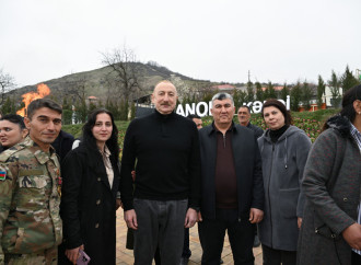 Prezident İlham Əliyev və Birinci xanım Mehriban Əliyeva Xanooba kənd sakinləri ilə səmimi söhbət etdi