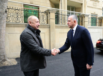 Prezident İlham Əliyev Gürcüstanın Azərbaycandakı səfirliyində olub, başsağlığı verib