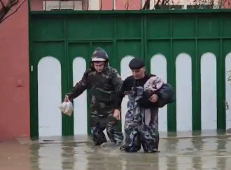 Bakıda intensiv yağışlarla əlaqədar 84 nəfər təxliyə edilib - FHN