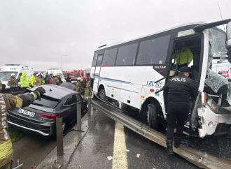 İstanbulda ağır qəza - 1 polis həlak oldu, 16 polis yaralandı